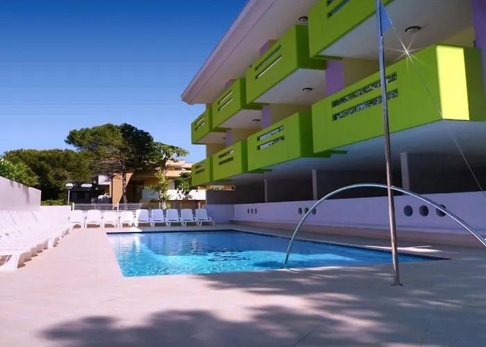 Family By Shops And Sea Apartment Bibione