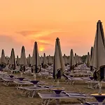 Family By Shops And Sea Appartamento Bibione