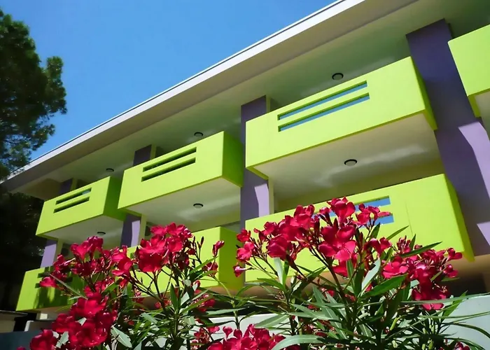 Family By Shops And Sea * Bibione